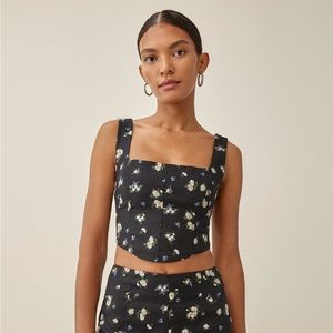 Rover Linen Top in Daisy Embroidery